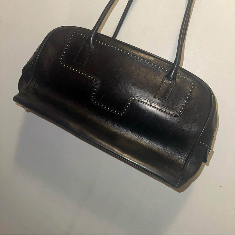 Stuart Weitzman Black Leather Shoulder Bag - Picture 6 of 12